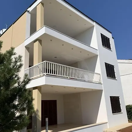 Jezevac Apartament Veglia