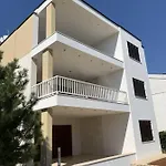 Jezevac Lägenhet Krk Town